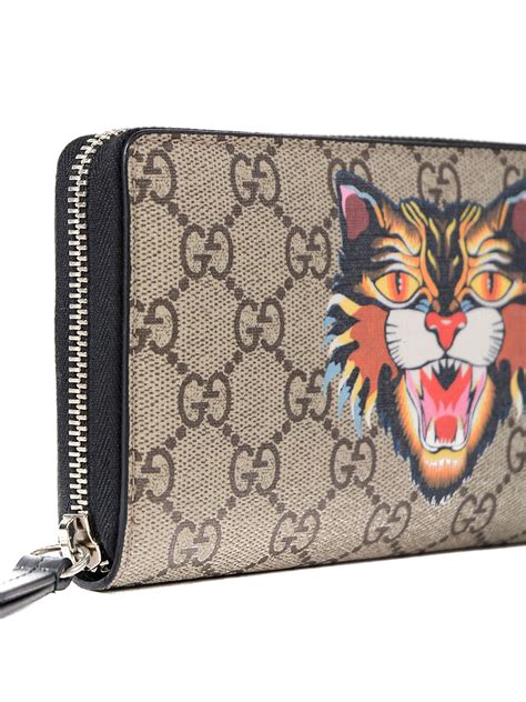 gucci tiger gg supreme wallet